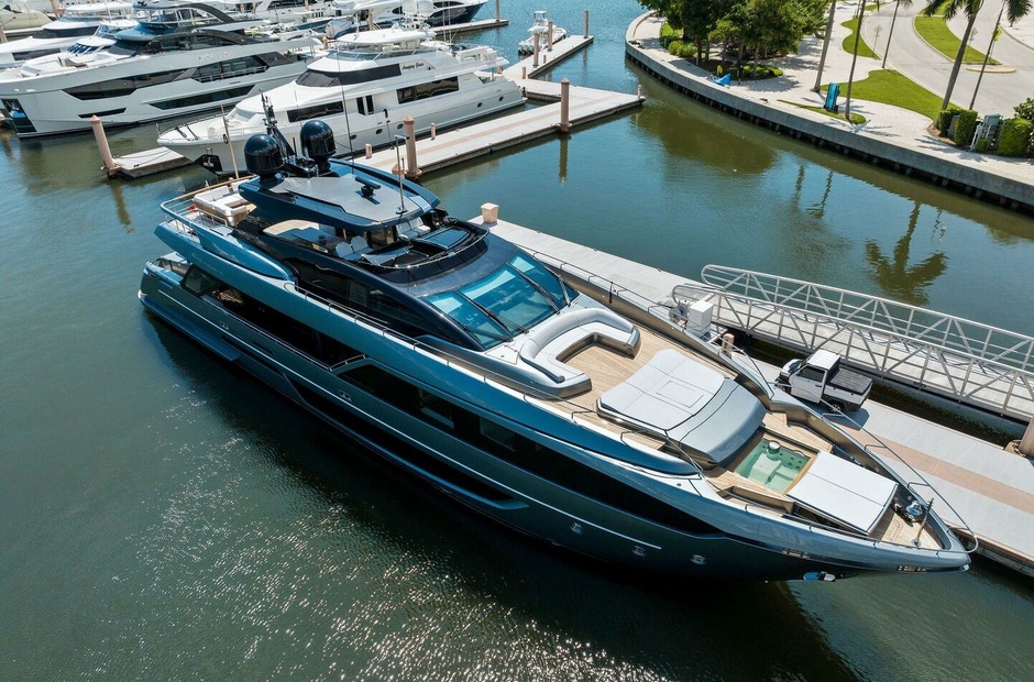 Riva Iron Gryphon