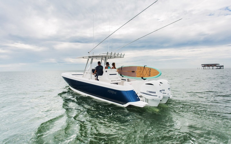 Intrepid  327 Nomad