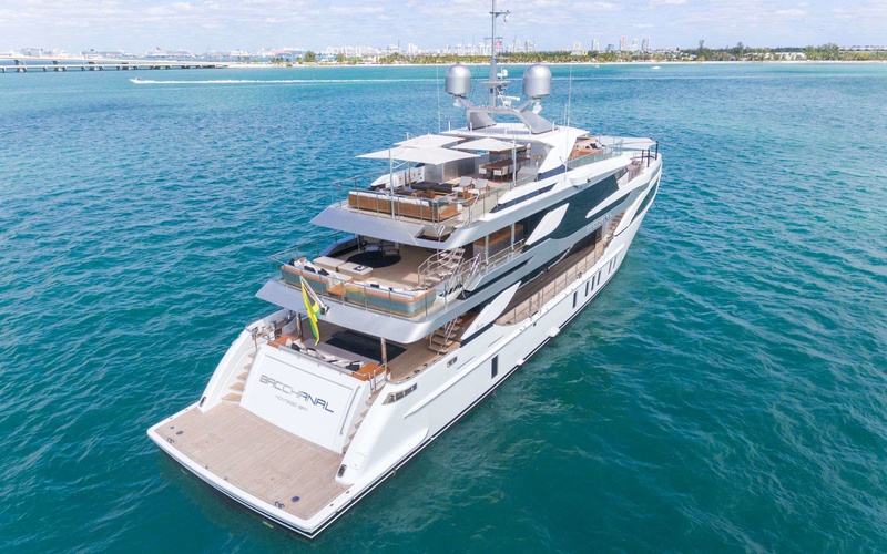 XO 270 Front Cabin