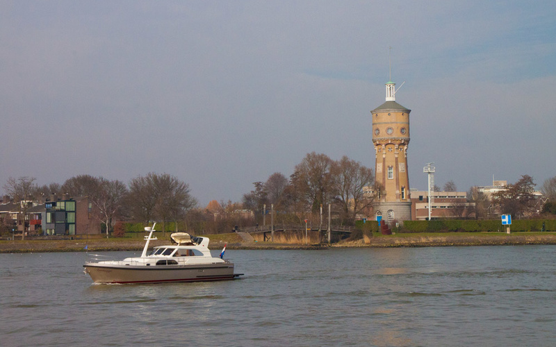 Linssen Range Cruiser 430 Sedan Variotop