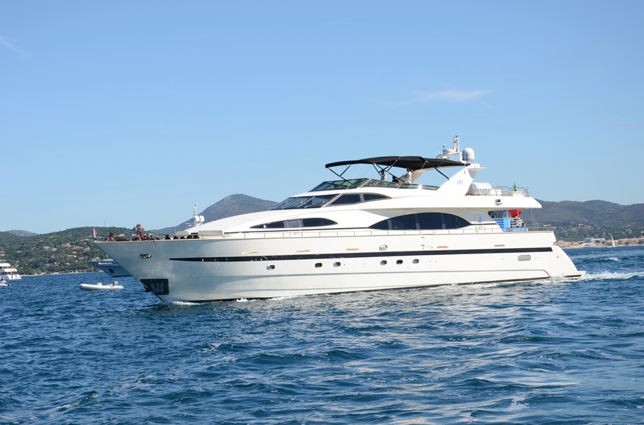 Azimut Accama Delta