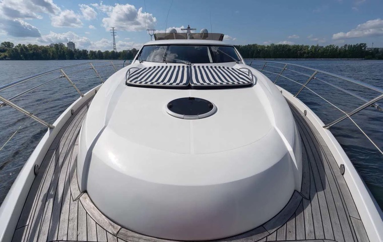 Sunseeker Manhattan 64 (2001)