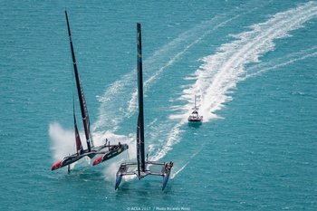 &laquo;America&raquo;'s Cup : how the design of foyles affects the outcome of racing