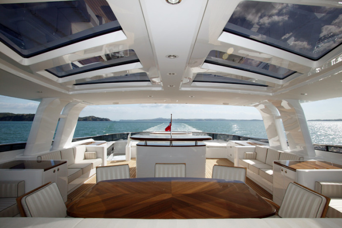 Alloy Yachts S.Q.N