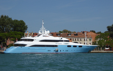 Golden Yachts  Mia Rama