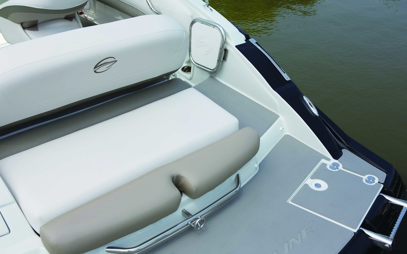 Crownline E1