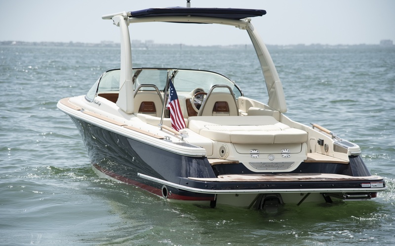 Chris-Craft Launch 25 GT