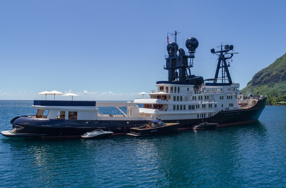 Schichau-Unterweser GmbH Arctic P