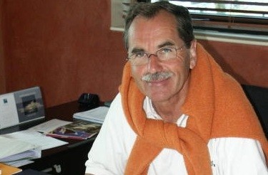 Gilles Ollier was the first to recognize the problems of vibration resistance on record yachts.