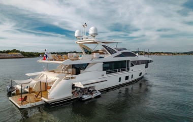 Azimut Freedome