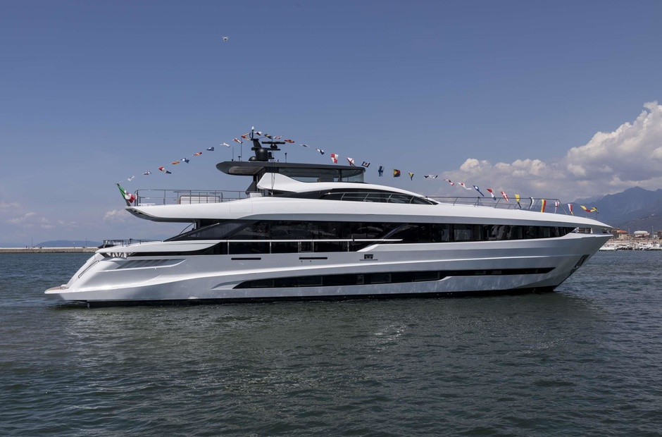 Mangusta Crazy Too