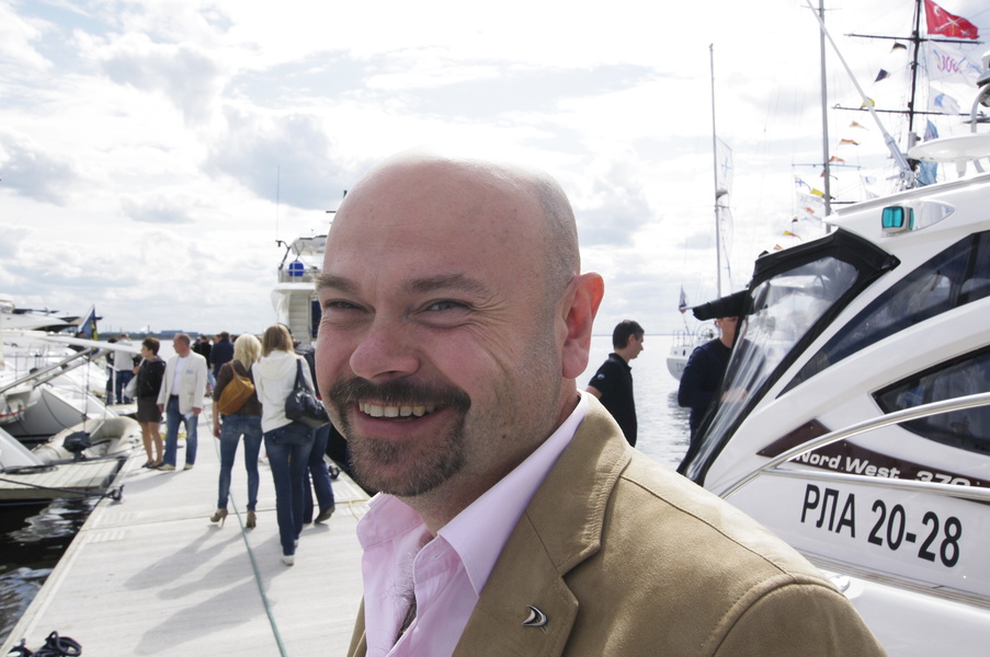 Denis Denisov: "The format of the exhibition should be changed".