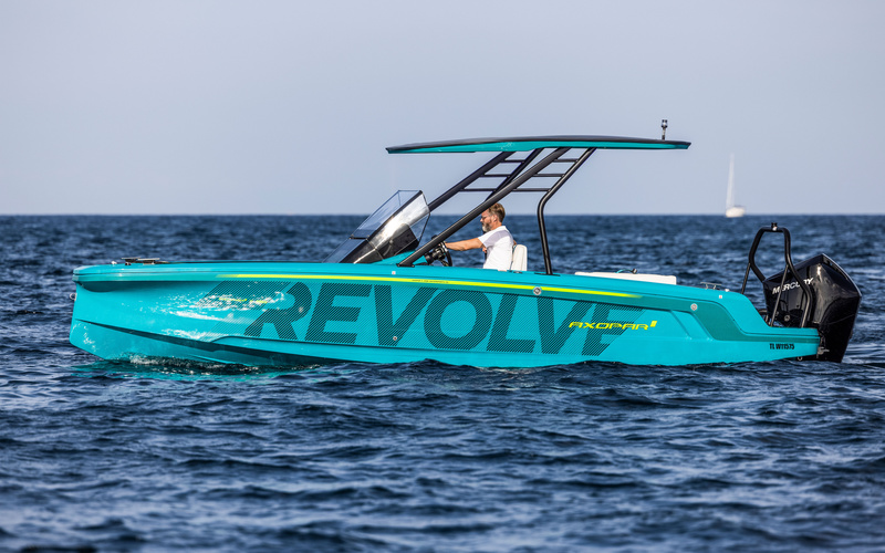Axopar 22 X Jobe Revolve