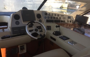Sealine C 39