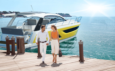 Sealine S390