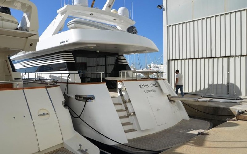 Cantieri di Pisa Akhir 85