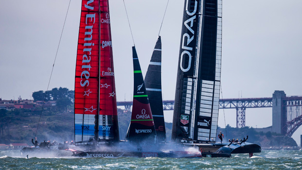 The «America»'s Cup hasn't started, and the first «clashes» have already started.