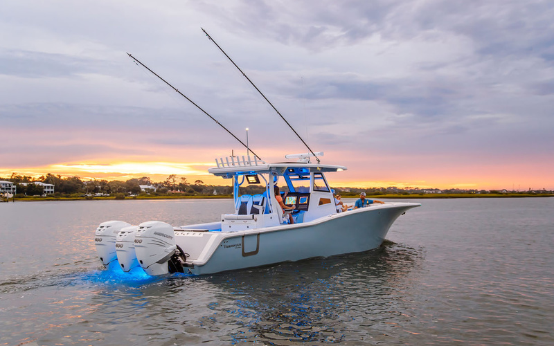 TideWater 380 CC Adventure