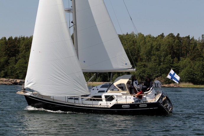 Nauticat  37