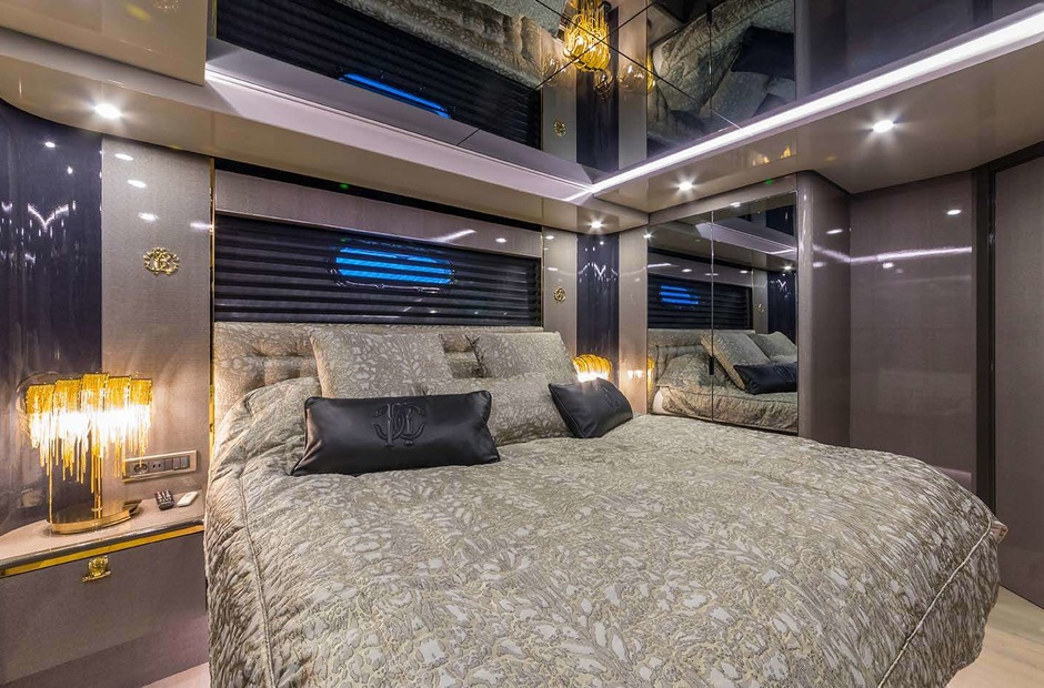 CL Yachts Noam