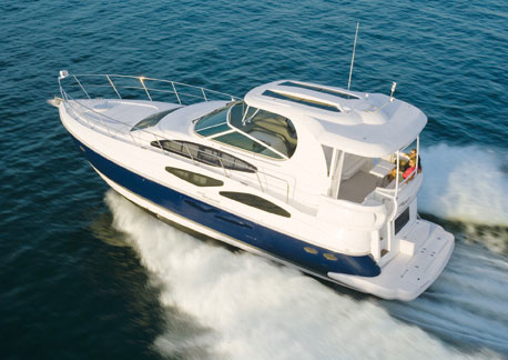 Cruisers Yachts 455 Express Motoryacht