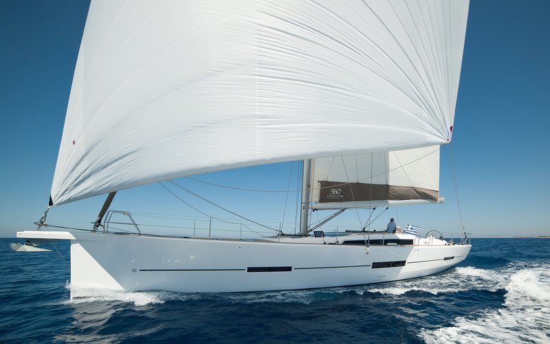 Dufour 560 