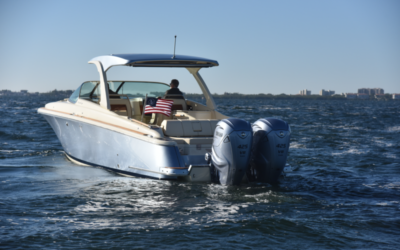 Chris-Craft Launch 35 GT