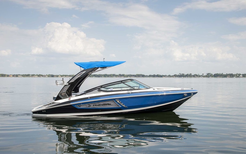 Regal 2100 RX Surf