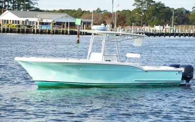 Buddy Davis 28 Center Console