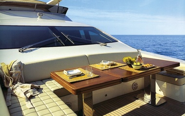 Azimut Tropicana