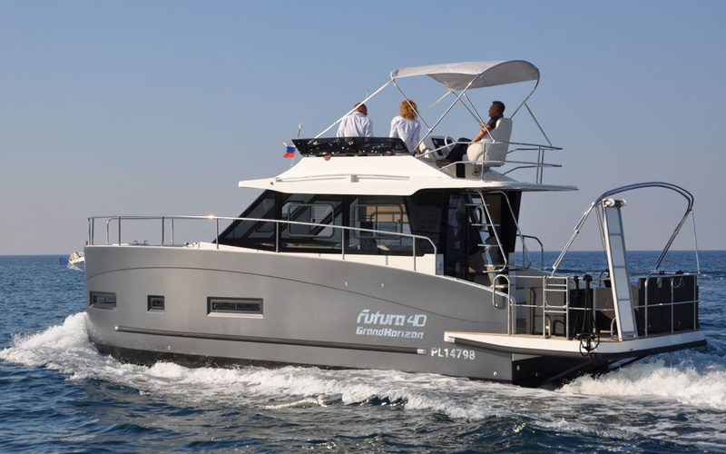 Cobra Futura 40