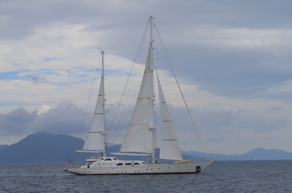 Perini Navi Infinium