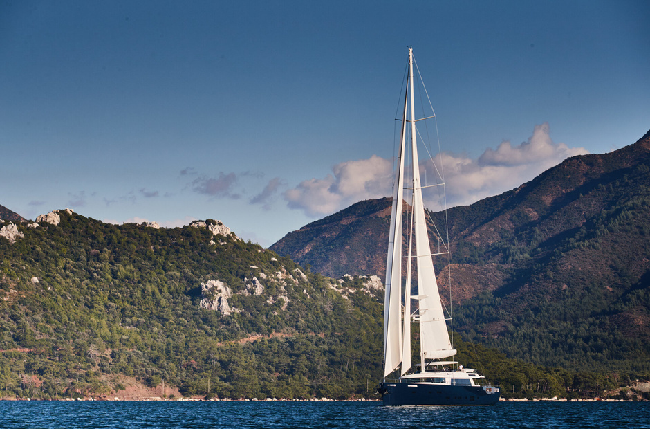 Mengi-Yay Yachts North Star