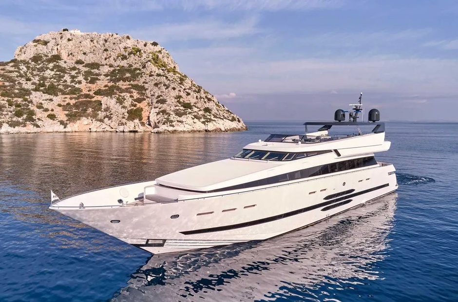 Golden Yachts  O'Neiro