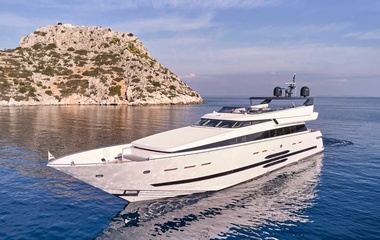 Golden Yachts O'Neiro
