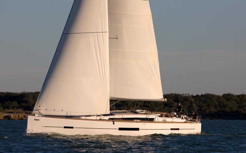 Dufour 500 