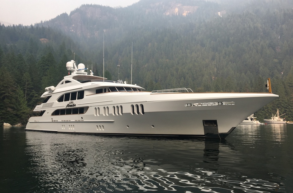 Trinity Yachts Aspen Alternative