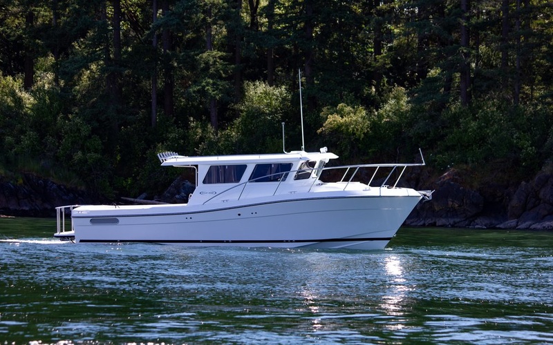 Ocean Sport 33’ Roamer