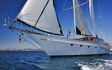 Agantur Shipyard Surreya