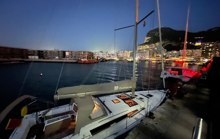 Dufour 430 (2022)