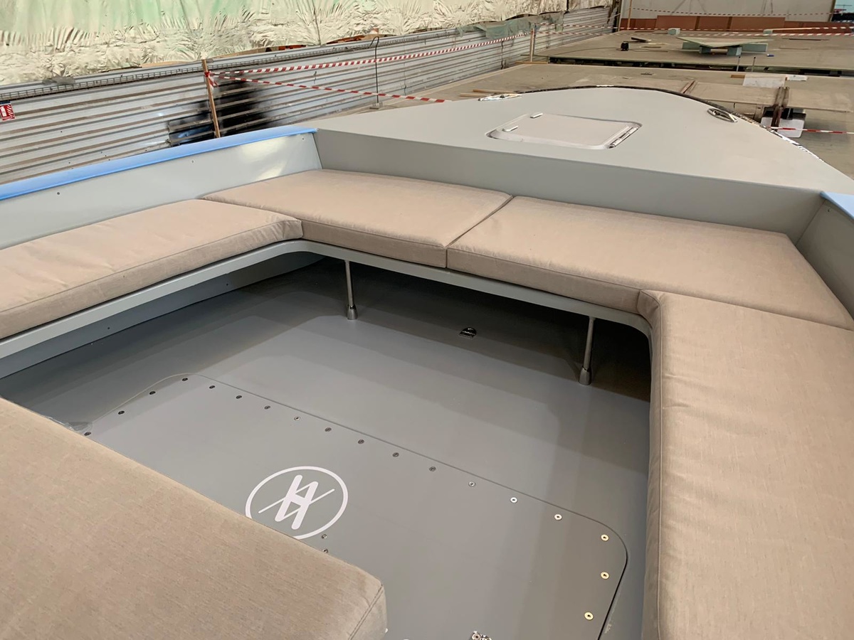 Hynova Yachts