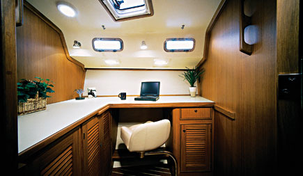 Island Packet Yachts IP485