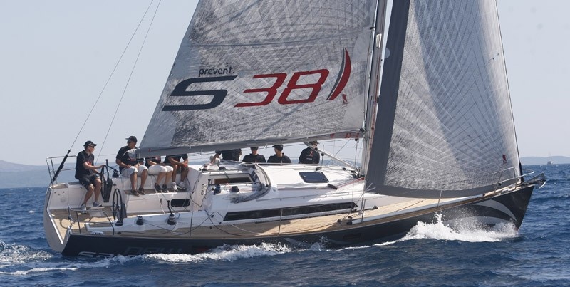 Salona S38