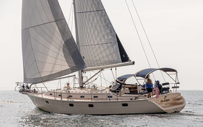 Island Packet Yachts IP 439