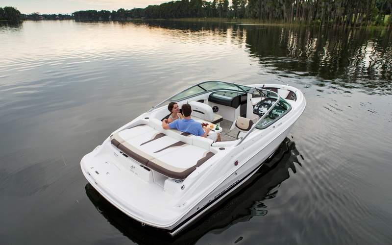 Regal 2000 ES