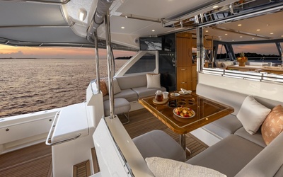 Riviera 58 Sports Motor Yacht