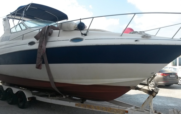 Cruisers Yachts 280 CXi (2005)