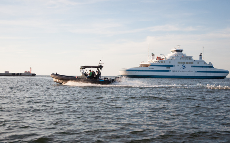 ALUNAUT A8 RIB