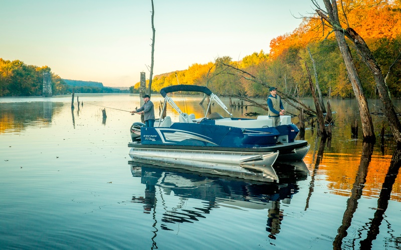Larson 2200 Escape RT Twin FC