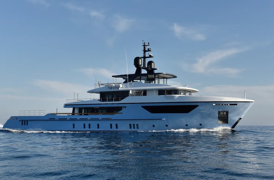 Sanlorenzo M